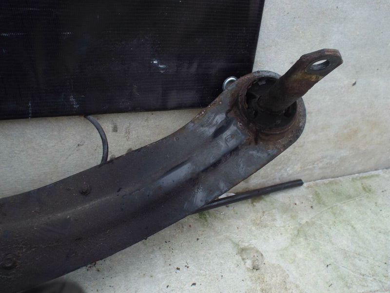 FORD FOCUS 2004-2010 C MAX 1.6 TDCI FRONT SUSPENSION LEG SCHOCK LEFT SIDE N/S