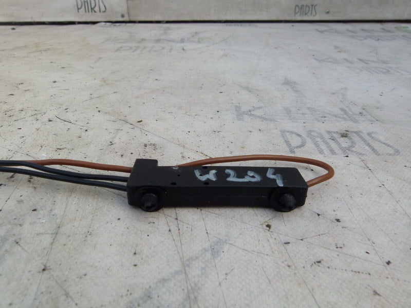 MERCEDES C W204 2007-2011 AERIAL ANTENNA AMPLIFIER GENUINE A2048708390