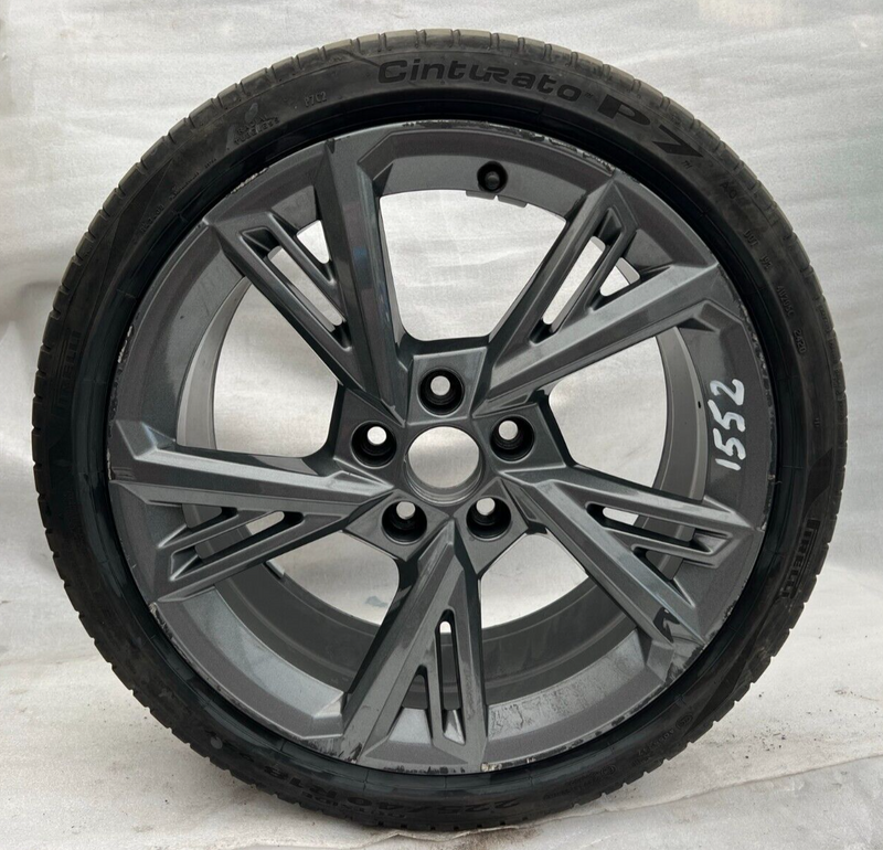 AUDI A3 S3 8Y 18' ALLOY WHEEL RIM 8J ET46 & TYRE 225/40/18 8Y0601025G