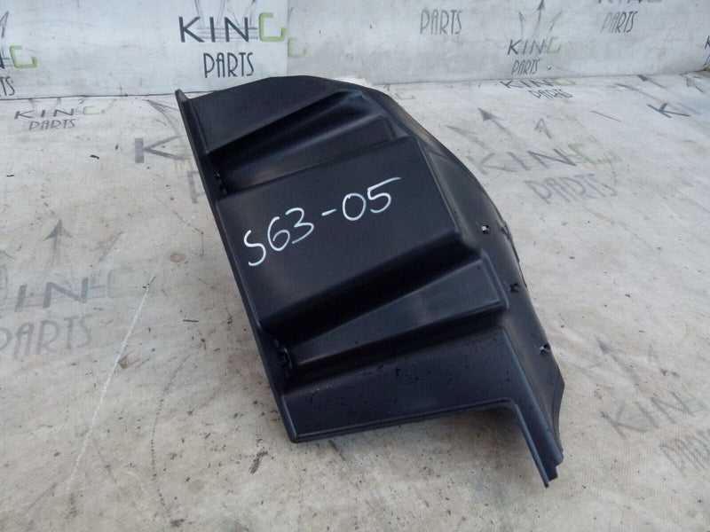 HYUNDAI TUCSON REAR LEFT BUMPER MOUNT BRACKET GENUINE 86695D7000