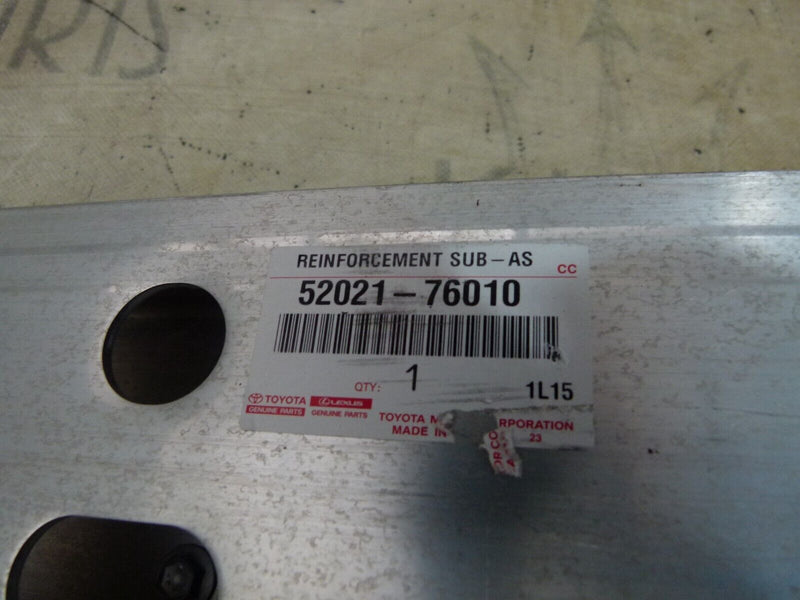 LEXUS CT 200H 2011-2014 FRONT REINFORCEMENT BAR GENUINE 5202176010