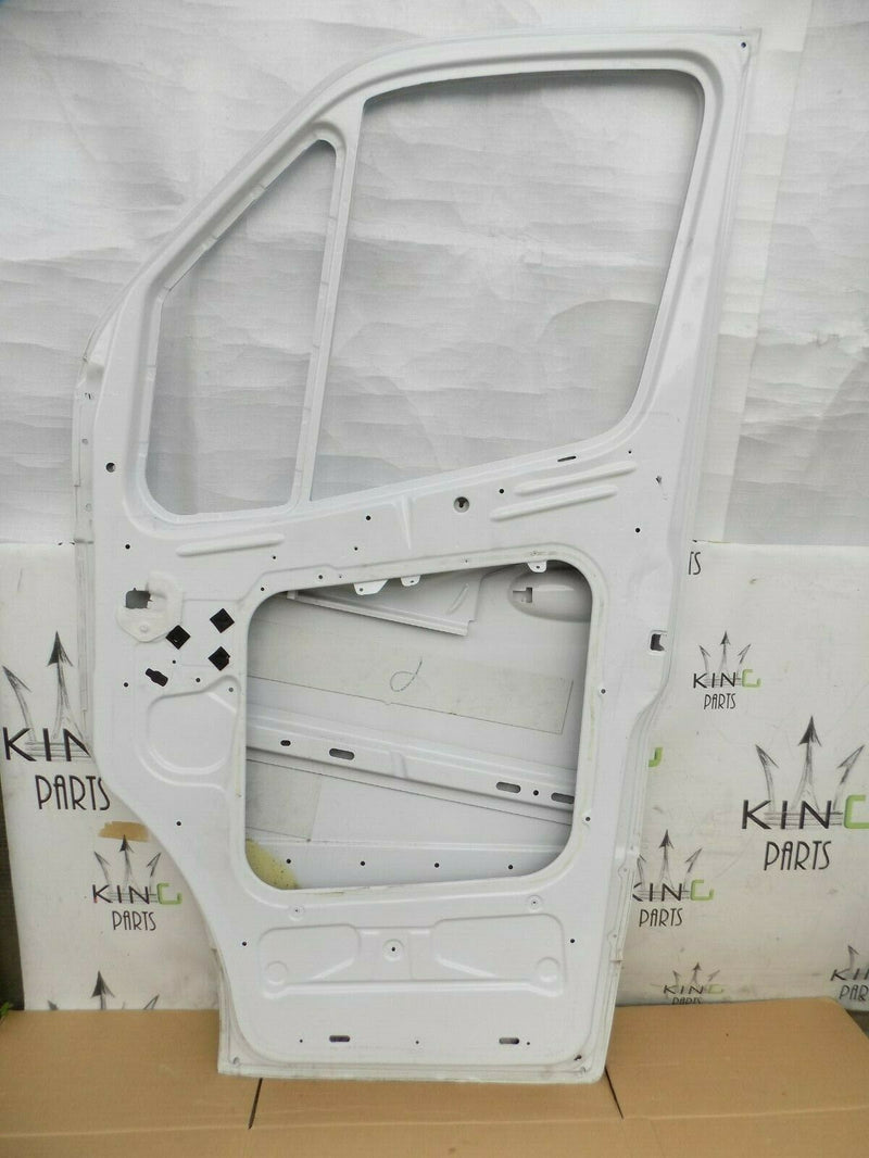 MERCEDES SPRINTER W910 2019-ON FRONT RIGHT DOOR PANEL WHITE