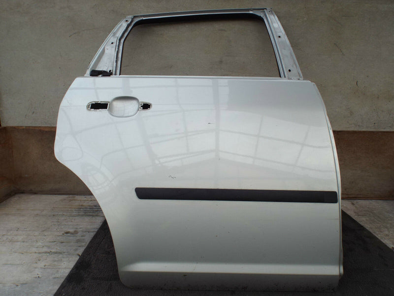 Ford Focus C-MAX 2007-2010 Facelift Rear Door Right Driver Side In Silver