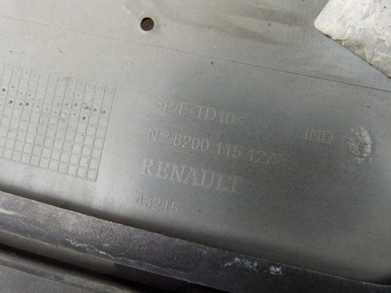 RENAULT MEGANE MK2 CC 2003-2005 REAR BUMPER GENUINE 8200115127