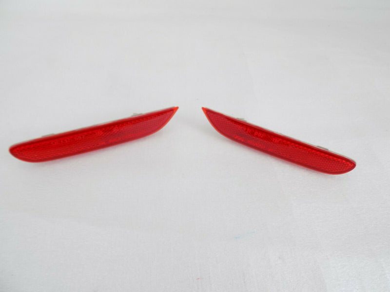 Nissan Rear Bumper Reflector Lens Left / Right 26565-JJ90A / 26560-JJ90A /S08-40