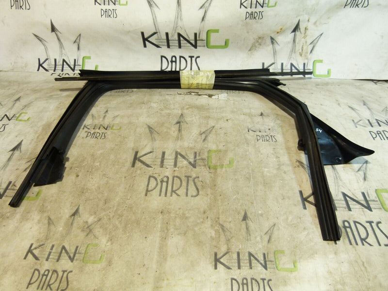 AUDI A4 S4 8W B9 2016-ON REAR LEFT DOOR FRAME SEAL TRIM SET 8W0867671