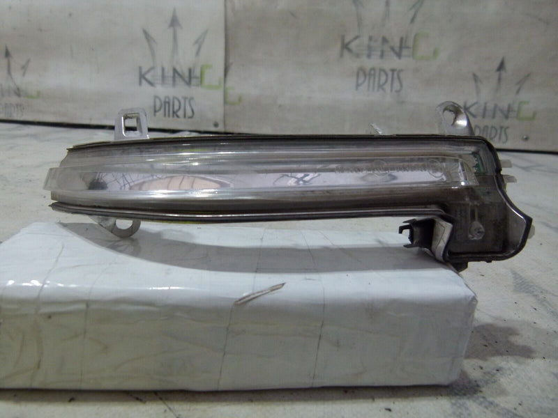 BMW 1 F20 2011-15 RIGHT MIRROR INDICATOR LIGHT GENUINE 20203102