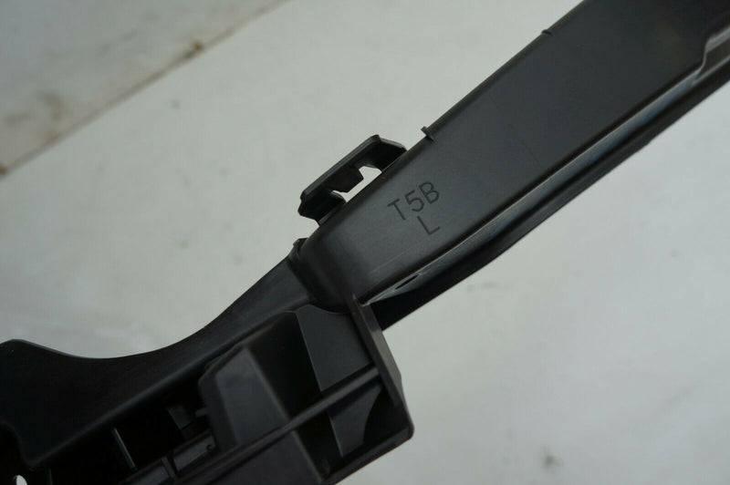 HONDA FRONT BUMPER RIGHT SIDE SLIDE BRACKET 71140-T5B-J60 /B03-17