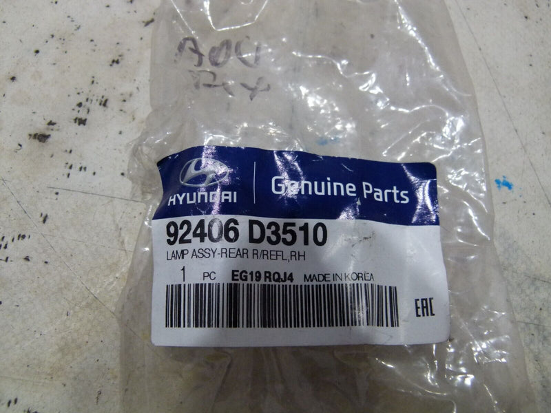 HYUNDAI TUCSON III LCI 2018-20 REAR RIGHT REFLECTOR GENUINE 92406D3510