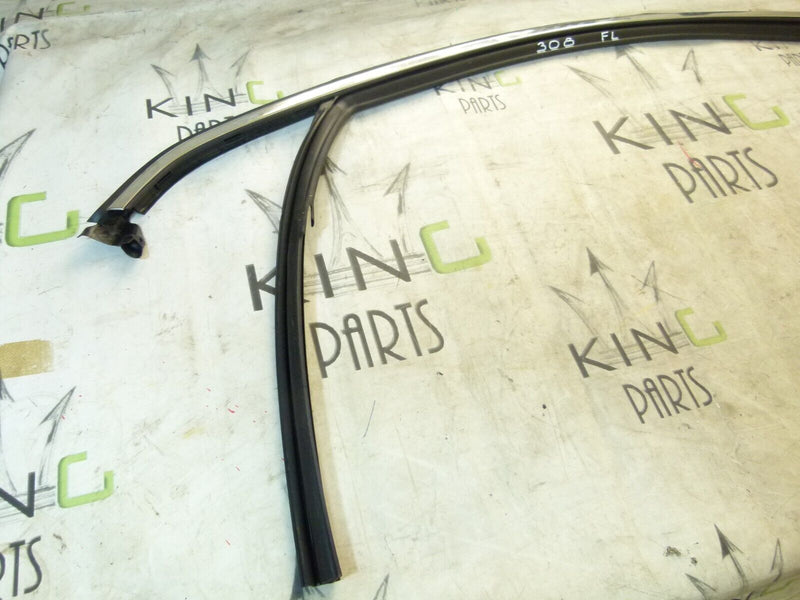 PEUGEOT 308 SW ESTATE 2017-21 FRONT LEFT DOOR RUBBER SEAL 9677894480