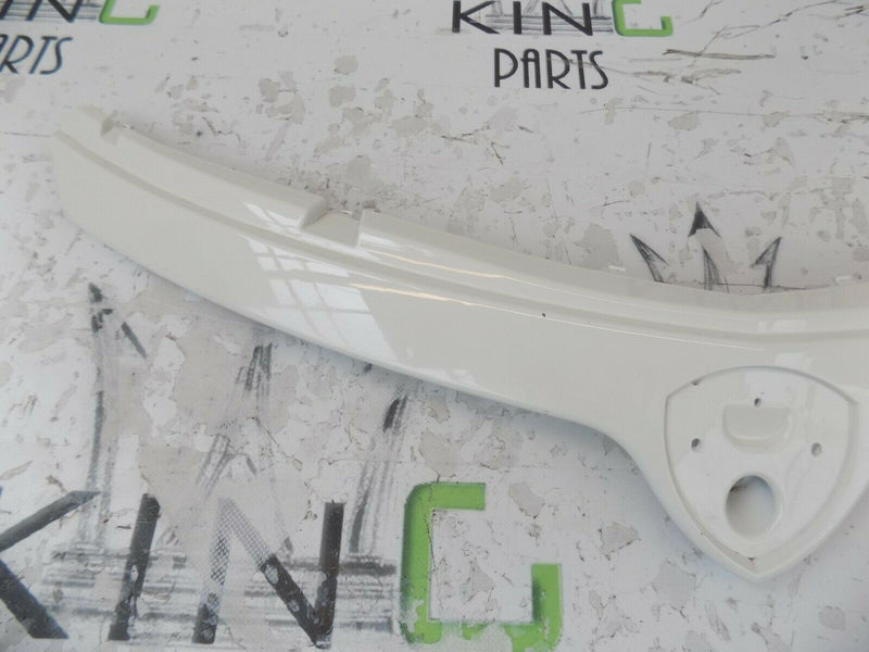 LANCIA YPSILON (846) 2018-ON FACELIFT FRONT BUMPER GRILL TRIM IN WHITE 735618646