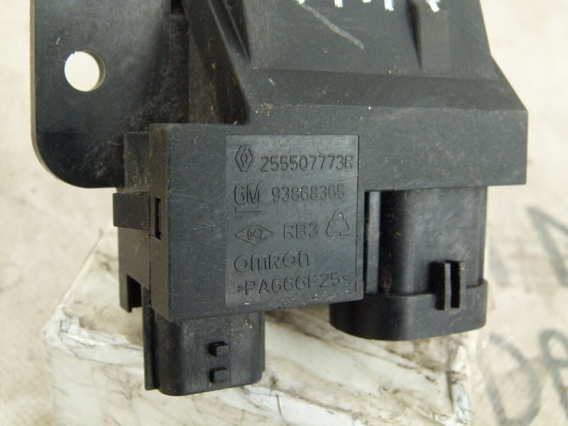 RENAULT TWINGO MK3 2014-18 RADIATOR FAN SENSOR GENUINE 255507773R