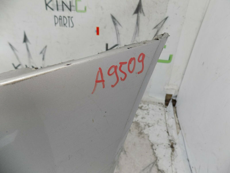 VOLVO V70  MK3 2007-2013 FRONT BUMPER IN SILVER GENUINE P/N: 30678623