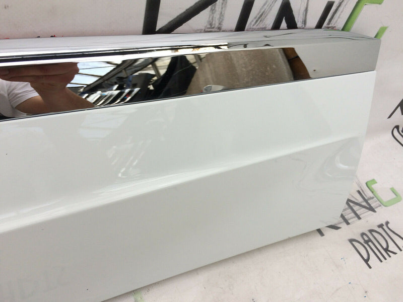 VW TOUAREG CR 7 MK3 2018> REAR DOOR PANEL LEFT SIDE TRIM MOULDING 760854949