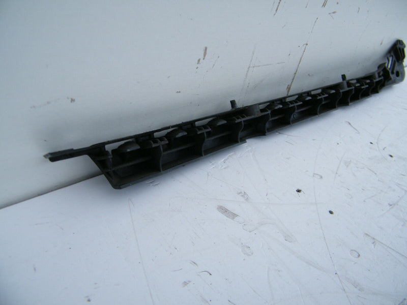 MERCEDES W212 E-Class 2010-2015 BUMPER GUIDE MOUNT BRACKET LEFT SIDE A2128800130