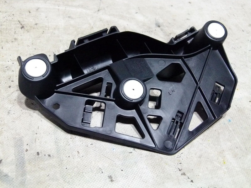 VAUXHALL CORSA E 2014-19 REAR LEFT BUMPER BRACKET GENUINE 13399579