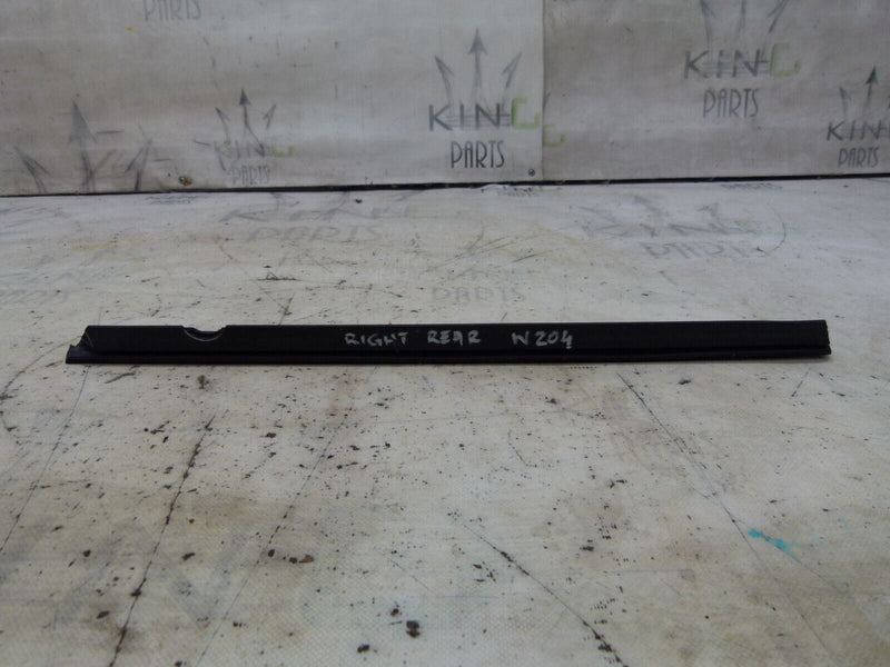 MERCEDES C W204 2007-2011 REAR RIGHT WINDOW RUBBER TRIM GENUINE A2047354565 W204