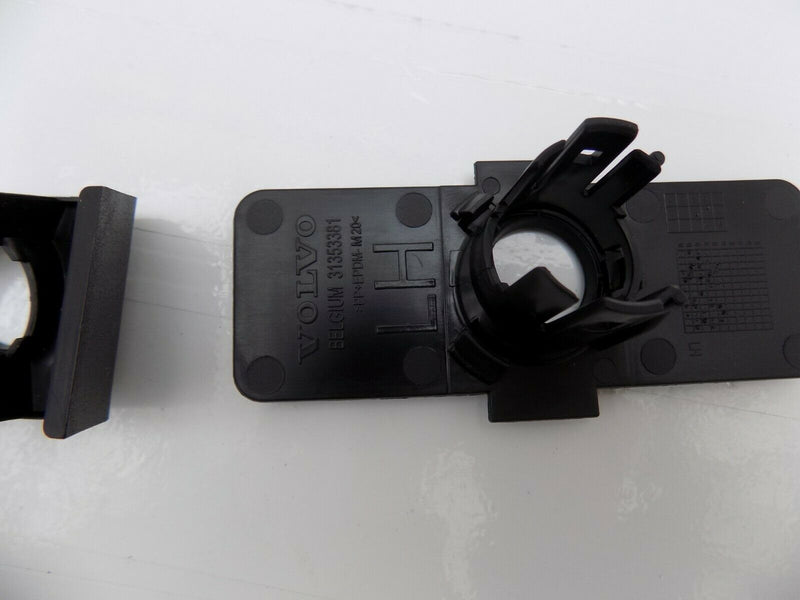 VOLVO XC90 2016-2019 FRONT BUMPER LEFT SIDE PARK ASSIST SENSOR BRACKET /S50-31