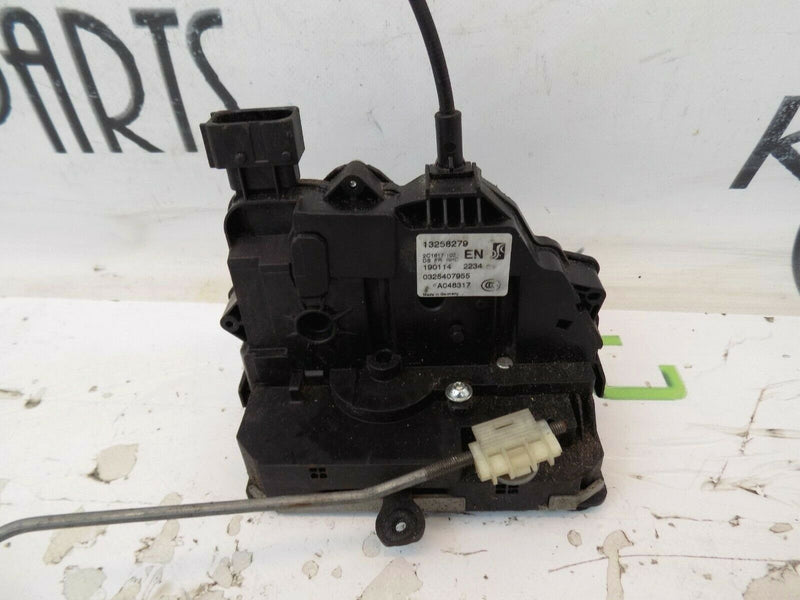 VAUXHALL CORSA D 2006-2014 RIGHT SIDE FRONT DOOR LOCK ASSEMBLY 13258279