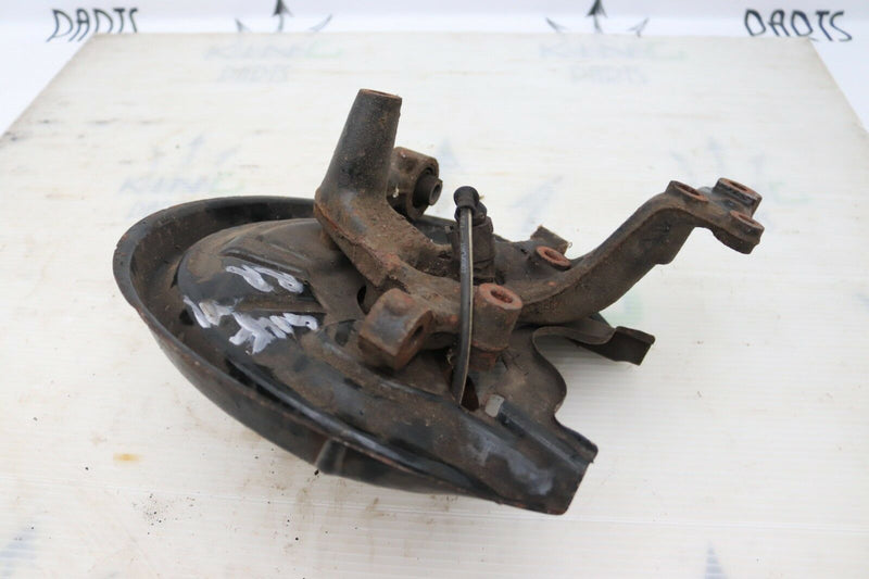 VW GOLF VI MK6 2008-2012 REAR RIGHT BEARING HUB BRAKE PLATE *3