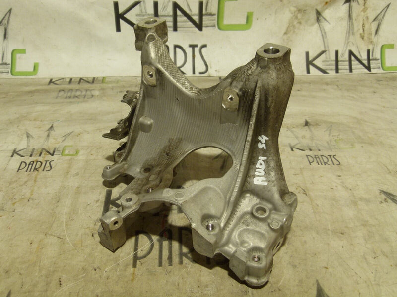 AUDI S4 A4 B9 8W 3.0 TFSI SUBFRAME ENGINE MOUNT BRACKET RIGHT SIDE 8W0399296E
