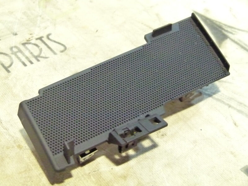 RANGE ROVER SPORT 13-17 OUTBOARD HORIZONTAL TRIM MOLDING 105111974C