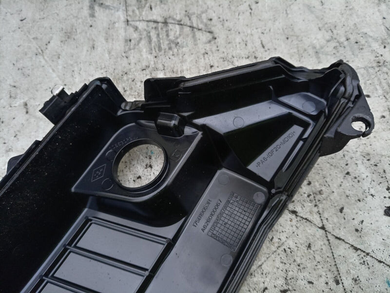 MERCEDES C CLASS 16-21 1.6 DIESEL OM626.951 ENGINE COVER A6260100067 #