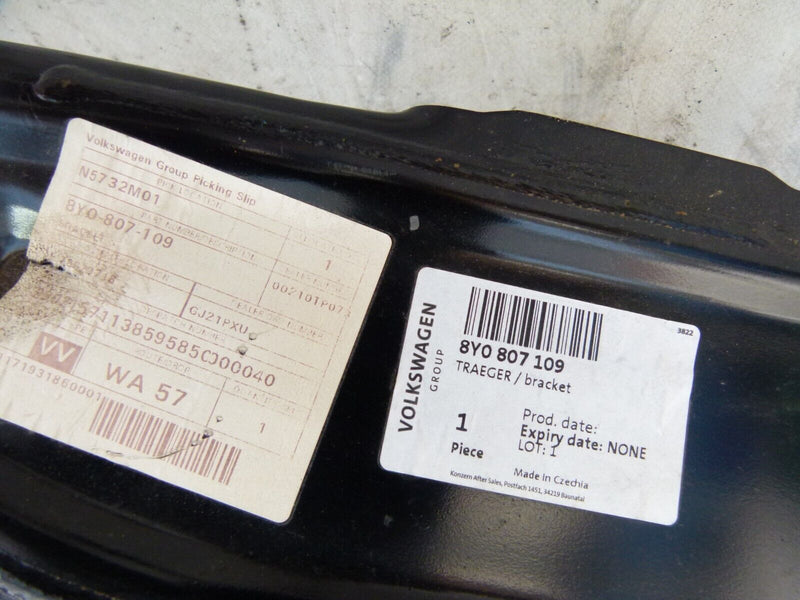 AUDI A3 8Y FRONT BUMPER CRASH BAR REINFORCER 8Y0807109