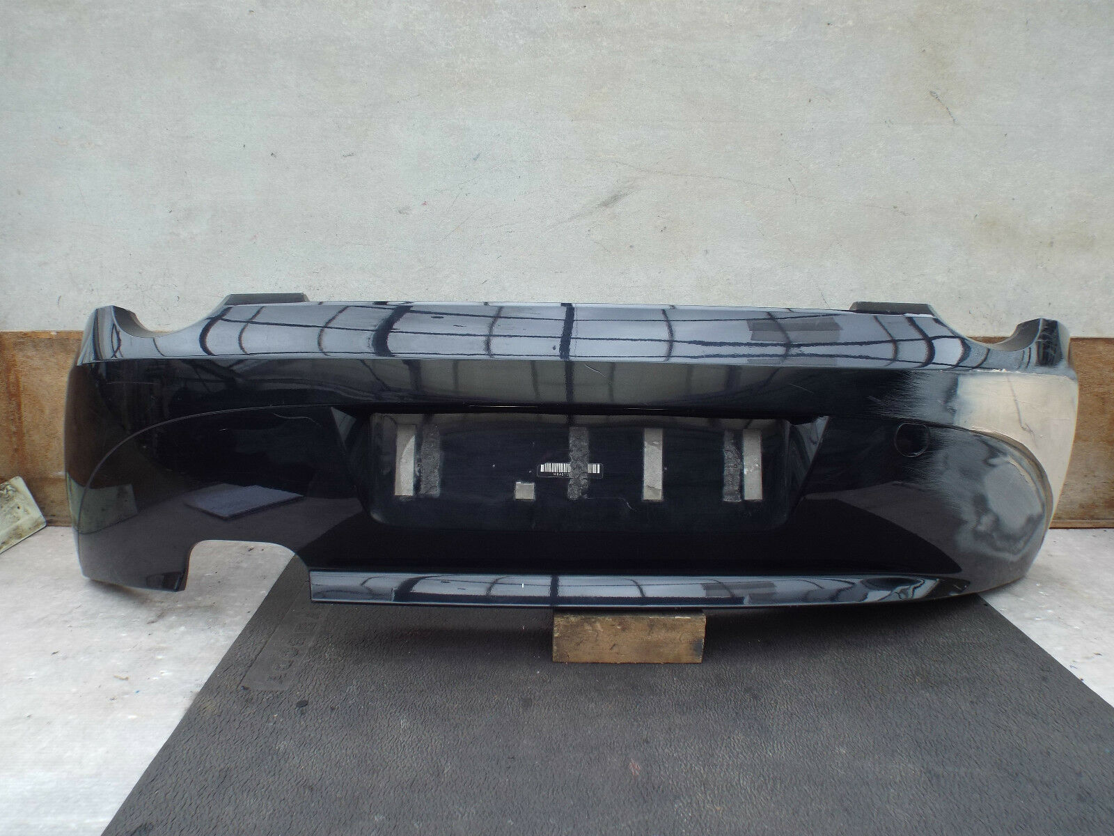 BMW E85 E86 / Z4 Rear Bumper Black Genuine (A3129)