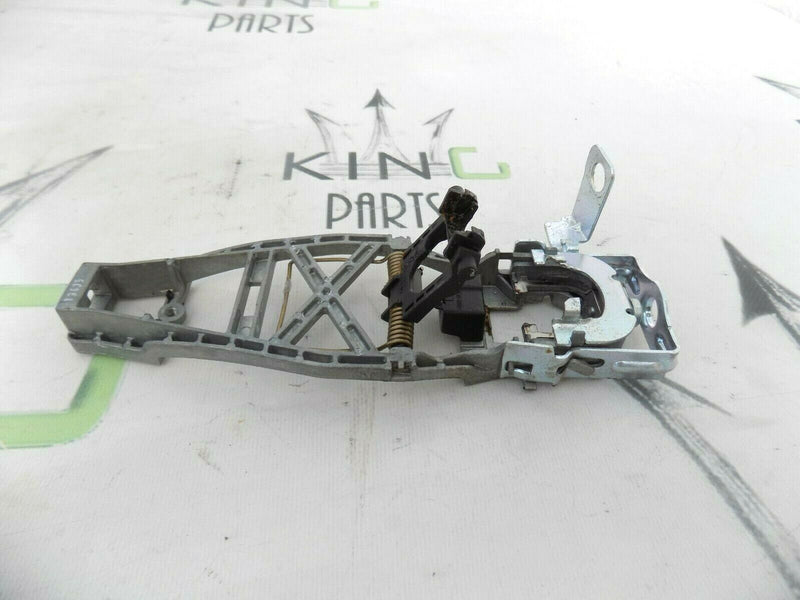 VW TRANSPORTER T6 2016-ON FRONT LEFT DOOR EXTERIOR HANDLE BRACKET 7L0837885
