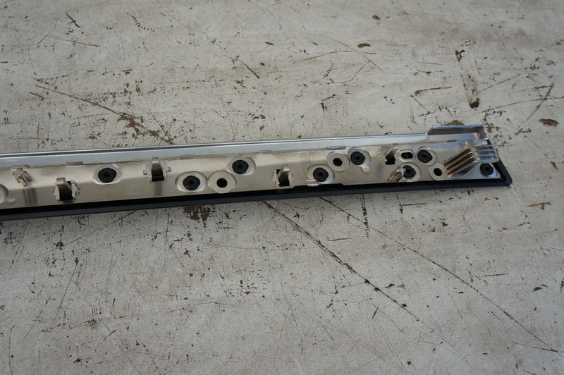 BMW 5 SERIES F10 2010-2017 FRONT RIGHT DOOR MOULDING TRIM 7225548