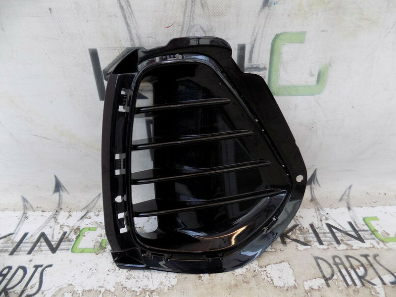HYUNDAI i30 2019-ON FRONT RIGHT BLANKING BUMPER FOG LIGHT COVER 86564G4000 GLOSS