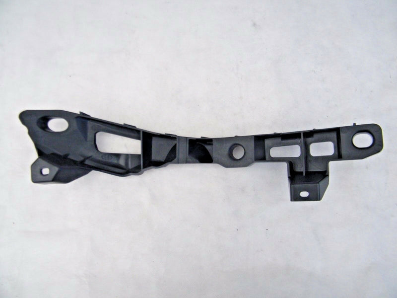 RENAULT CLIO 3 LEFT FRONT BUMPER GUIDE MOUNTING FOR REFLECTOR 8200800090 (R11)