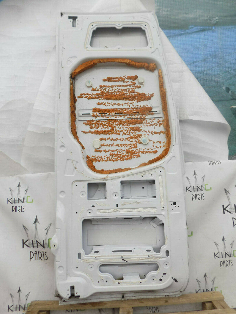 MERCEDES SPRINTER W906 313 LEFT PAS-GER LEFT REAR DOOR