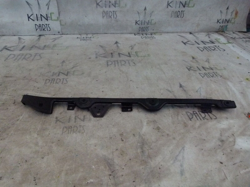PORSCHE MACAN 2014-18 REAR RIGHT WING MOUNT BRACKET GENUINE 95B809574