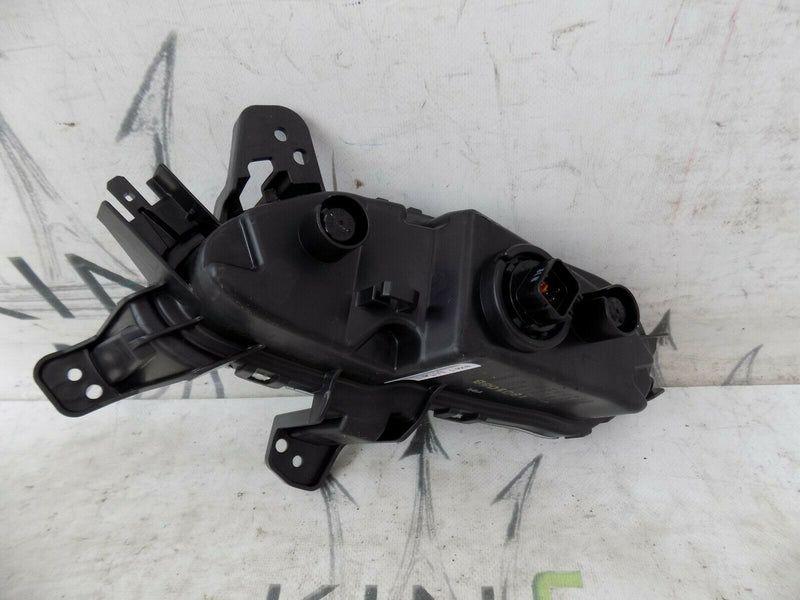 HYUNDAI i30 PD 2016-ON FRONT LEFT LED RUNNING LIGHT FOG GENUINE 6 PIN 92207G41