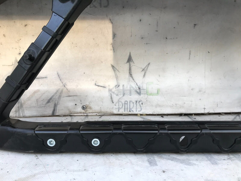 LAND ROVER DEFFENDER L663 2020-23 FRONT RADIATOR CENTRE SLAM PANEL L8B2-16E144-A