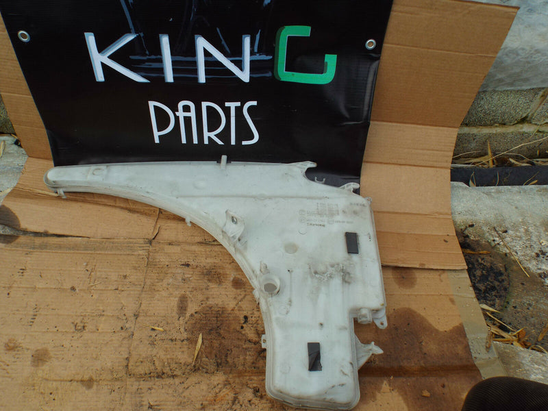 BMW 1 3 SERIES E87 E81 E90 Windscreen washer bottle tank