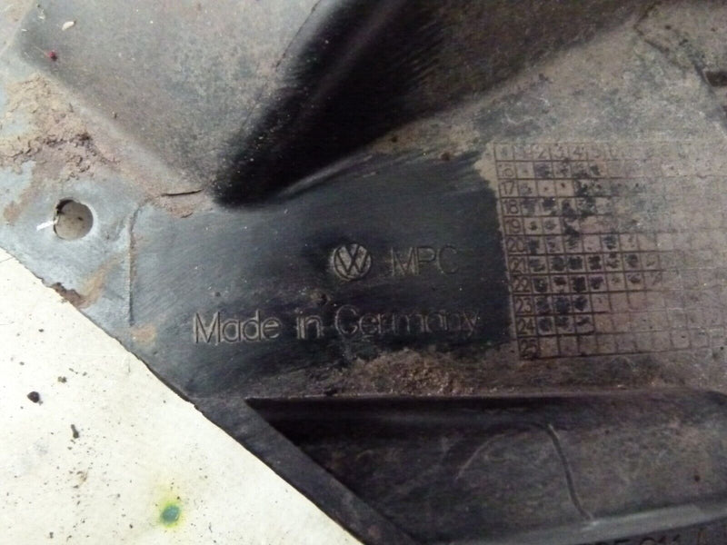 VW GOLF MK7 2012-16 FRONT LEFT WHEEL MUD GUARD COVER 5G0805911