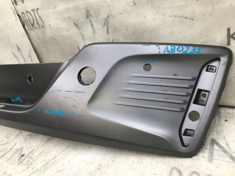 HYUNDAI IONIQ 2016-2019 REAR BUMPER CENTRE PART PDC GENUINE 86683G2080
