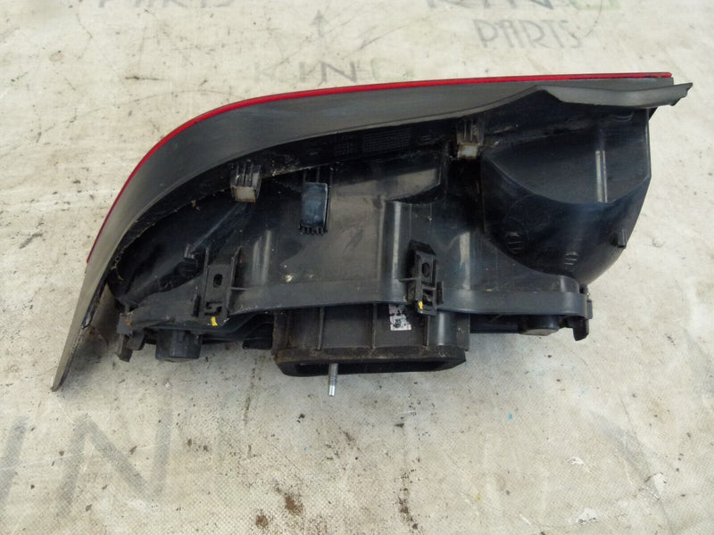 VW UP 2011-2016 DRIVER RIGHT SIDE REAR LIGHT GENUINE 1S0945096