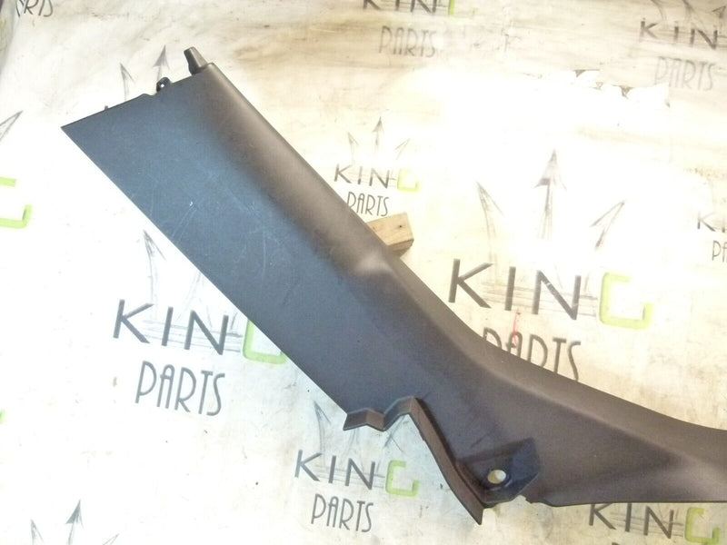 PEUGEOT 308 SW ESTATE 2017-21 LEFT PASSENGER SIDE C-PILLAR 9800072577