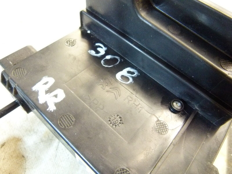 PEUGEOT 308 SW ESTATE 2017-21 REAR RIGHT DOOR LOCK MACHANISM 9826111580