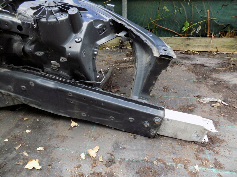 BMW F10 2010-2018 FRONT LEFT FLITCH CUT A POST QUARTER