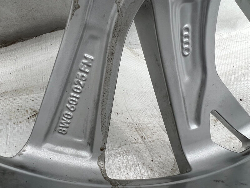 AUDI A5 S5 18" ALLOY WHEEL RIM 8,5J ET29 8W0601025FM