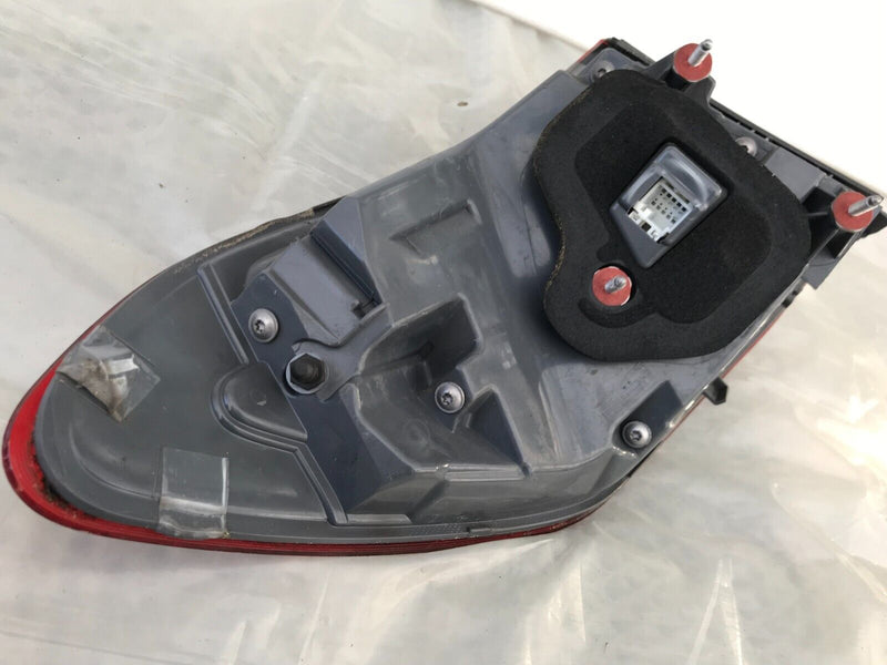 MERCEDES GLC X253 SUV 2016-2018 RIGHT SIDE REAR QUARTER BOOT TAILGATE TAIL LIGHT