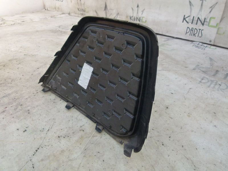 AUDI A1 GB SPORTBACK 2018-ON RIGHT FOG LIGHT GRILLE GENUINE 82A807682