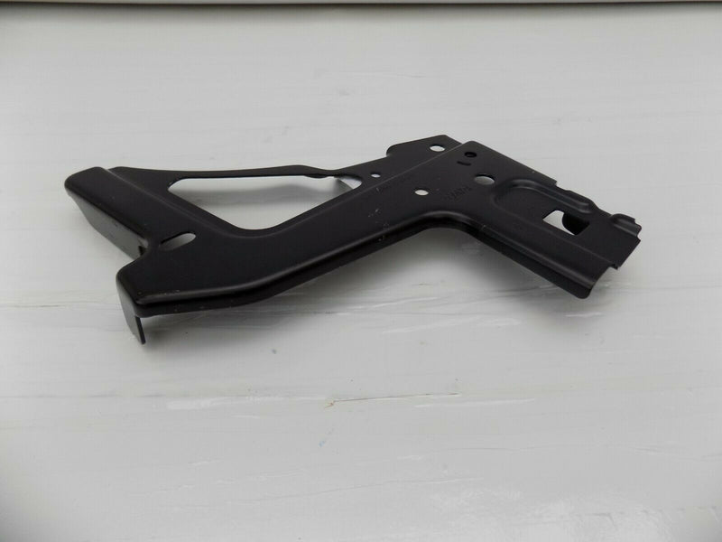 FORD FOCUS CONNECT KUGA FRONT LEFT SIDE WING BRACKET SUPPORT NEW 1855666 /S40-35
