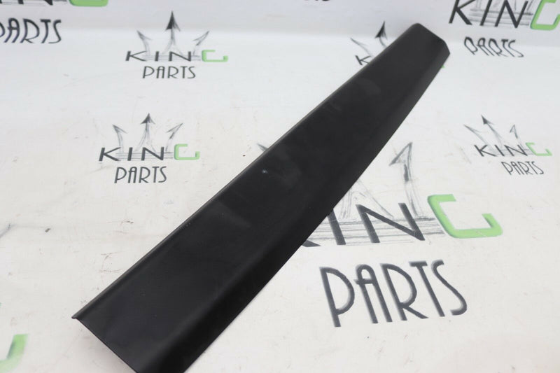 BMW X5 E53 2000-2006 TRUNK BOOTLID INTERIOR UPPER TRIM IN BLACK 8402193 *3