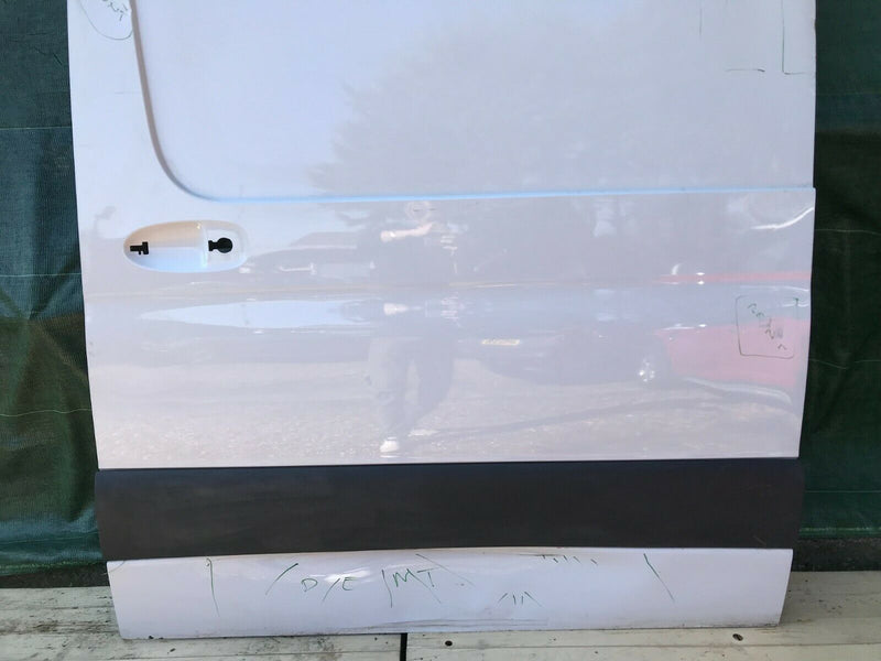 MERCEDES SPRINTER 907 910 2018-ON LEFT PASSENGER SIDE SLIDING DOOR PANEL